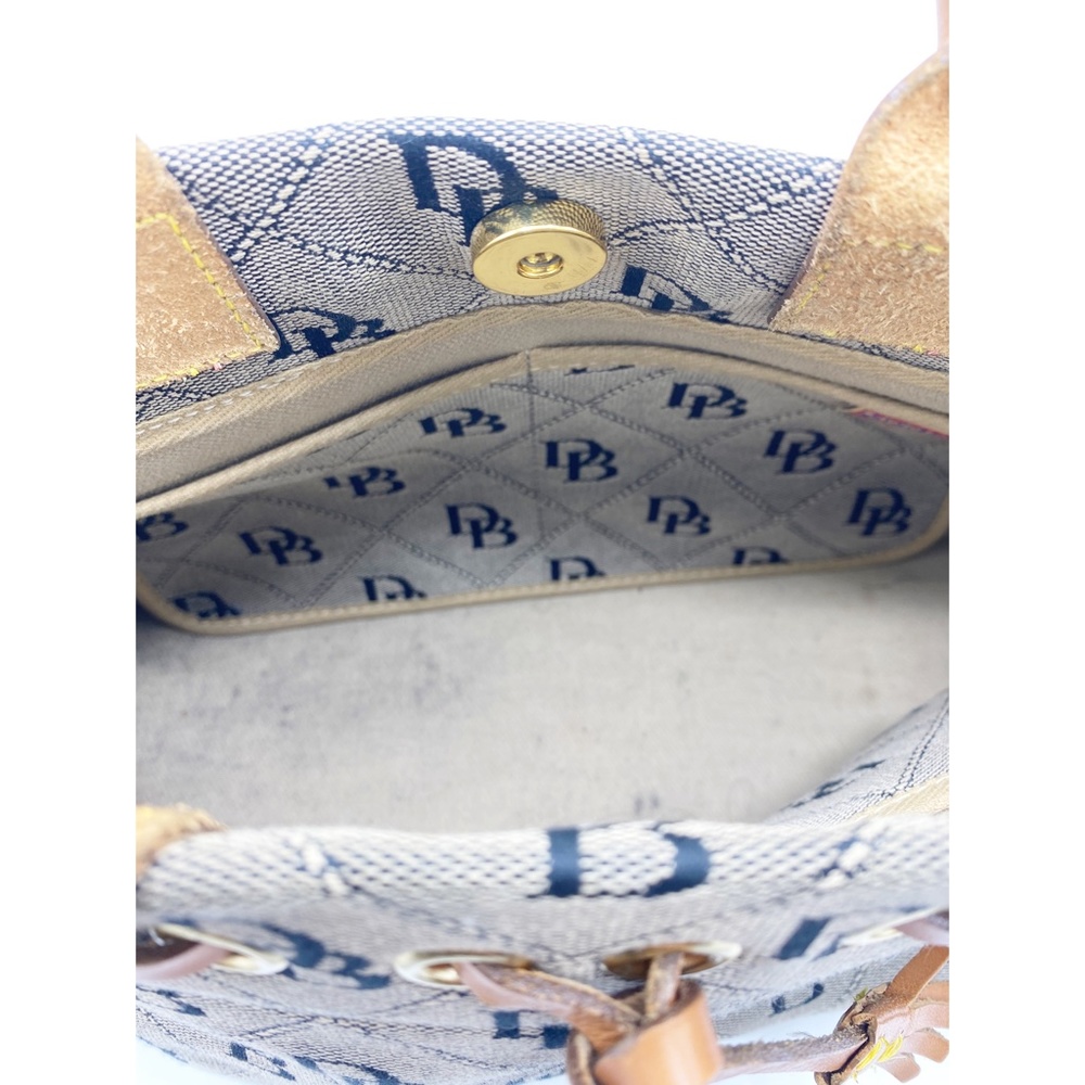 Dooney & Bourke Vintage Logo Tassel Tote Satchel - Picture 4 of 10